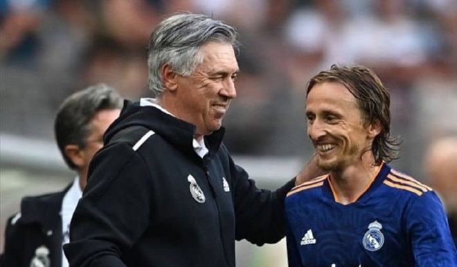 是被嘲笑的 是被嘲笑的