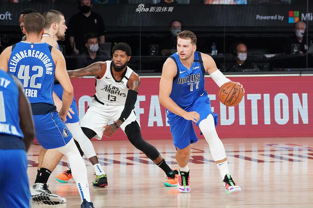 事中保持连 事中保持连