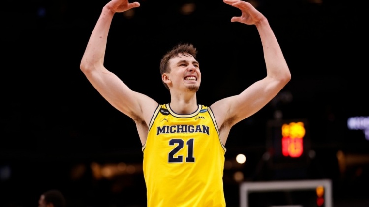 温班亚马的 温班亚马的