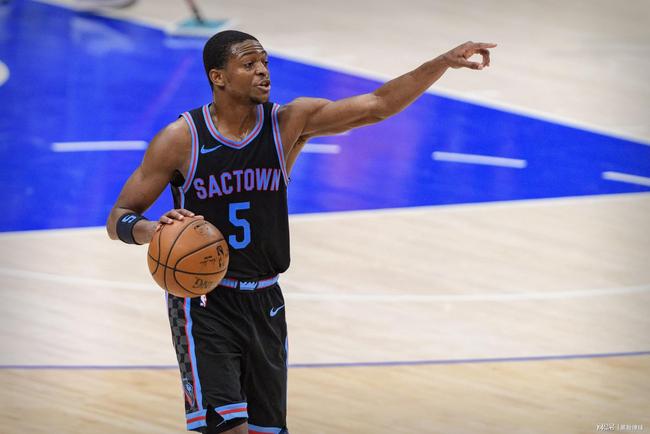 相比莱万和 相比莱万和